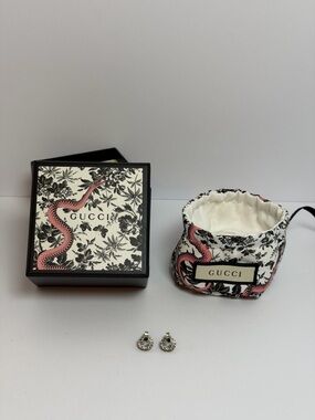 Gucci Interlocking GG Stud Earrings Crafted 925 Sterling Silver